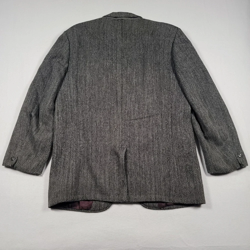 Harris Tweed Herringbone Sport Coat Blazer Mens Gray Wool Handwoven Vintage